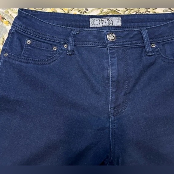 17/21 Exclusive Denim Women’s Dark Wash Navy Blue Skinny Jeans, Size 10. - Picture 3 of 6